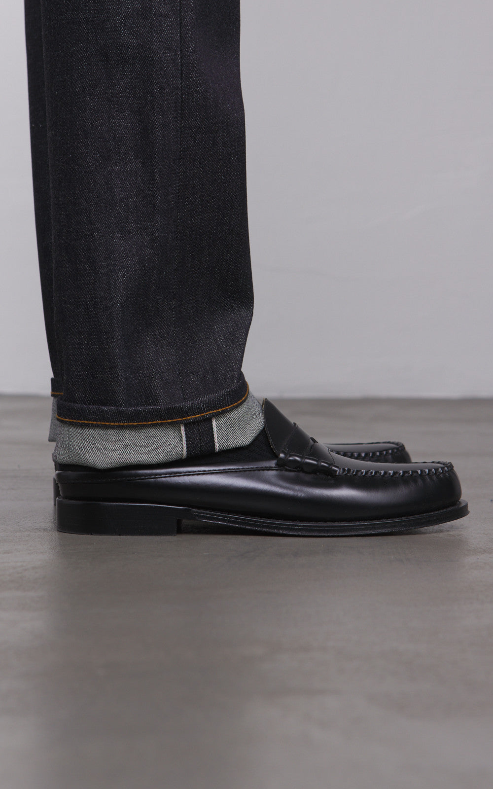 Naked & Famous Denim Weird Guy Gateway Selvedge Indigo 14.3oz