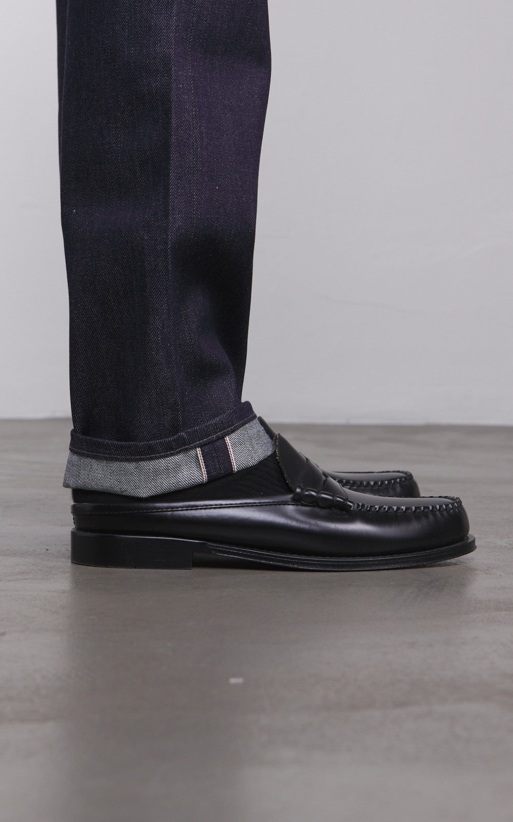 Naked & Famous Denim Weird Guy Indigo Selvedge 13oz