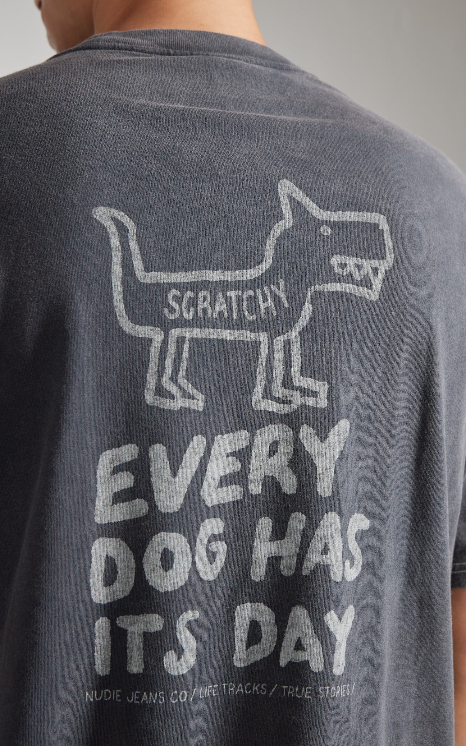 Nudie Jeans Koffe Scratched Tracks T-Shirt Antracite