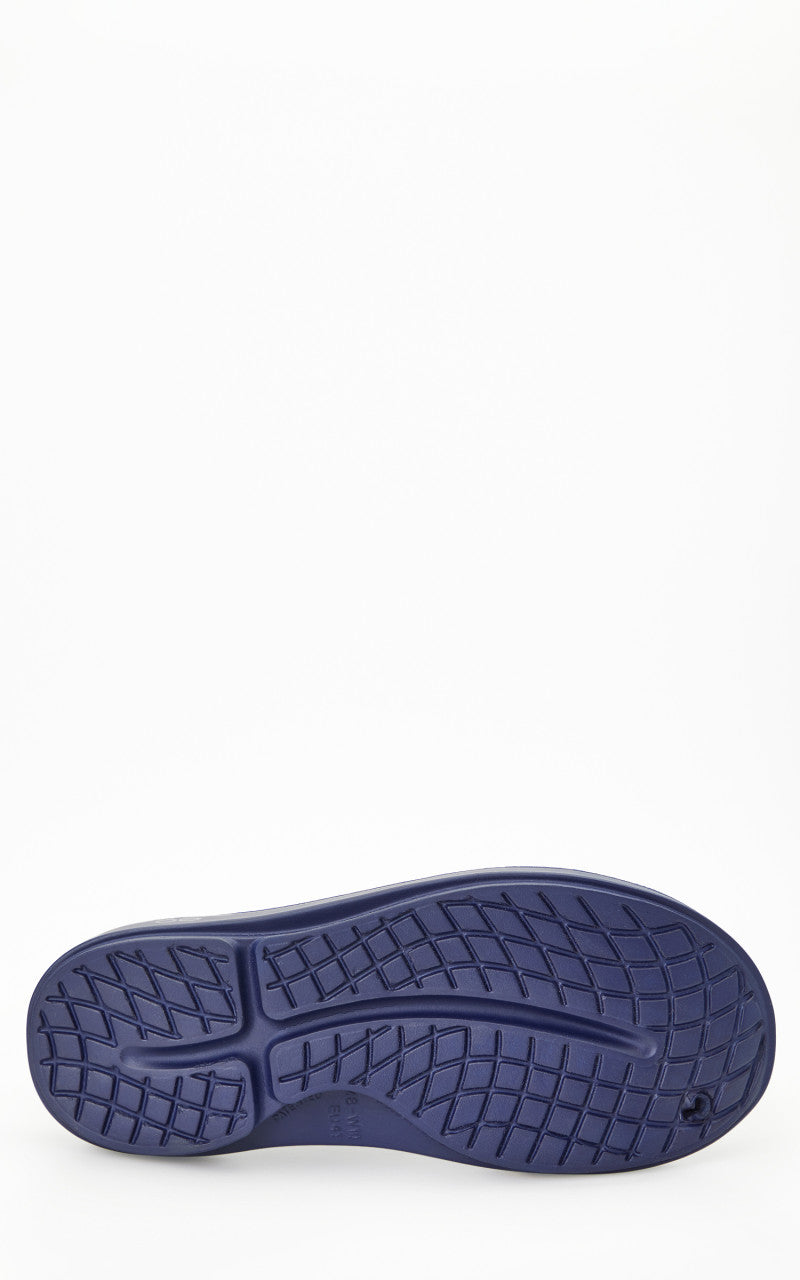 OOFOS Oocloog Sandals Navy