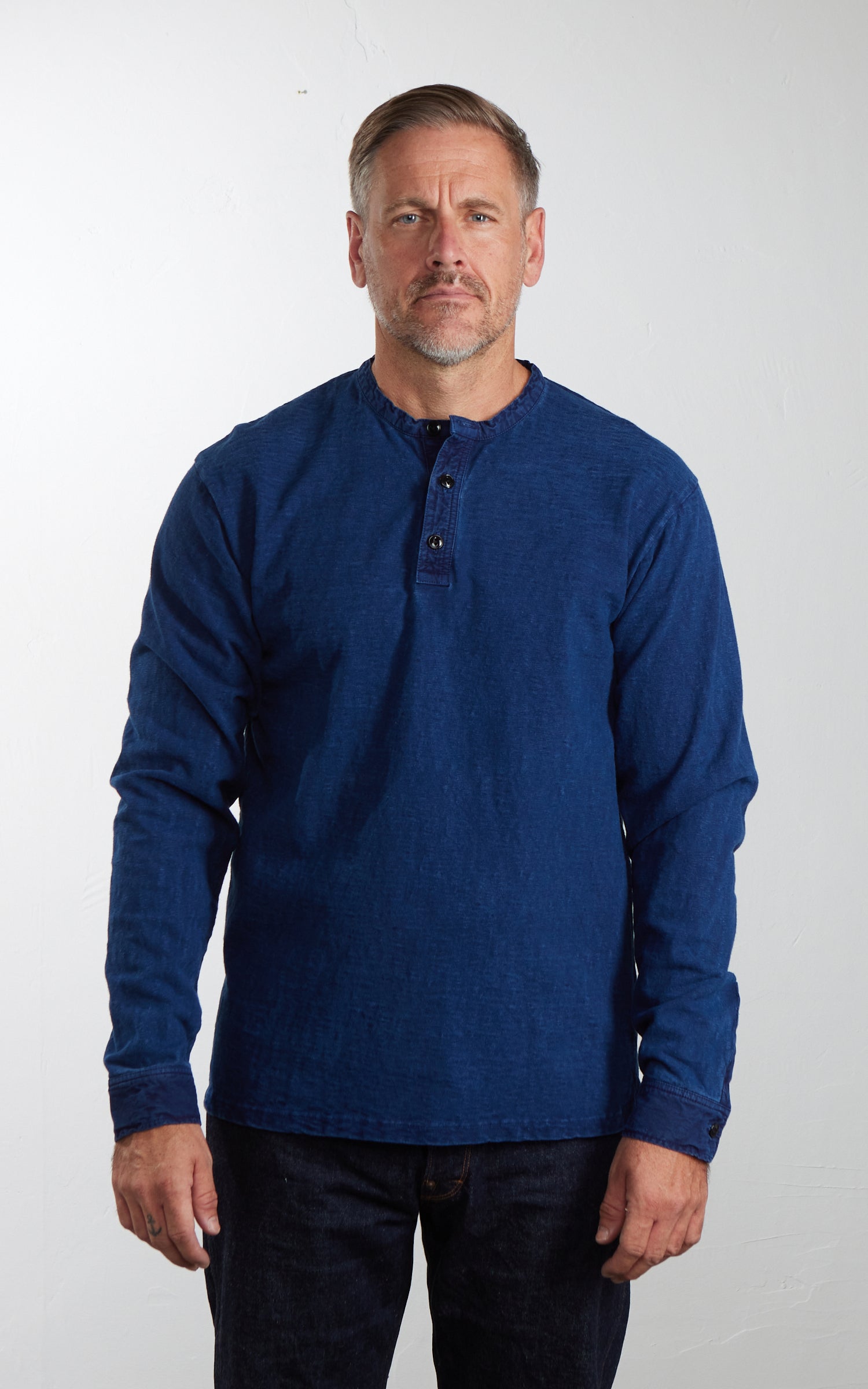 Orgueil OR-9111 Henley Neck T-Shirt Indigo