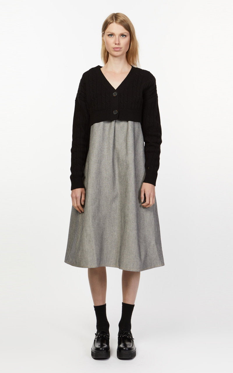 KIMHEKIM Rebecca Cropped Cardigan Black