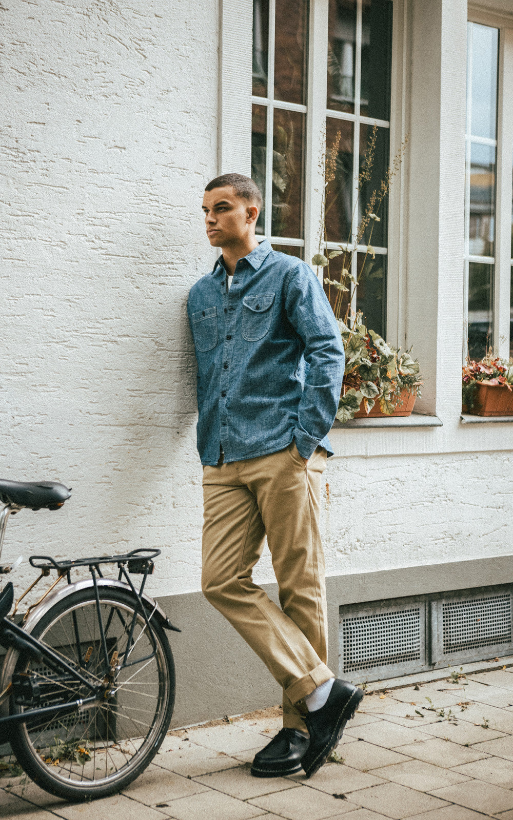 Rogue Territory Work Shirt Rinsed Chambray Indigo