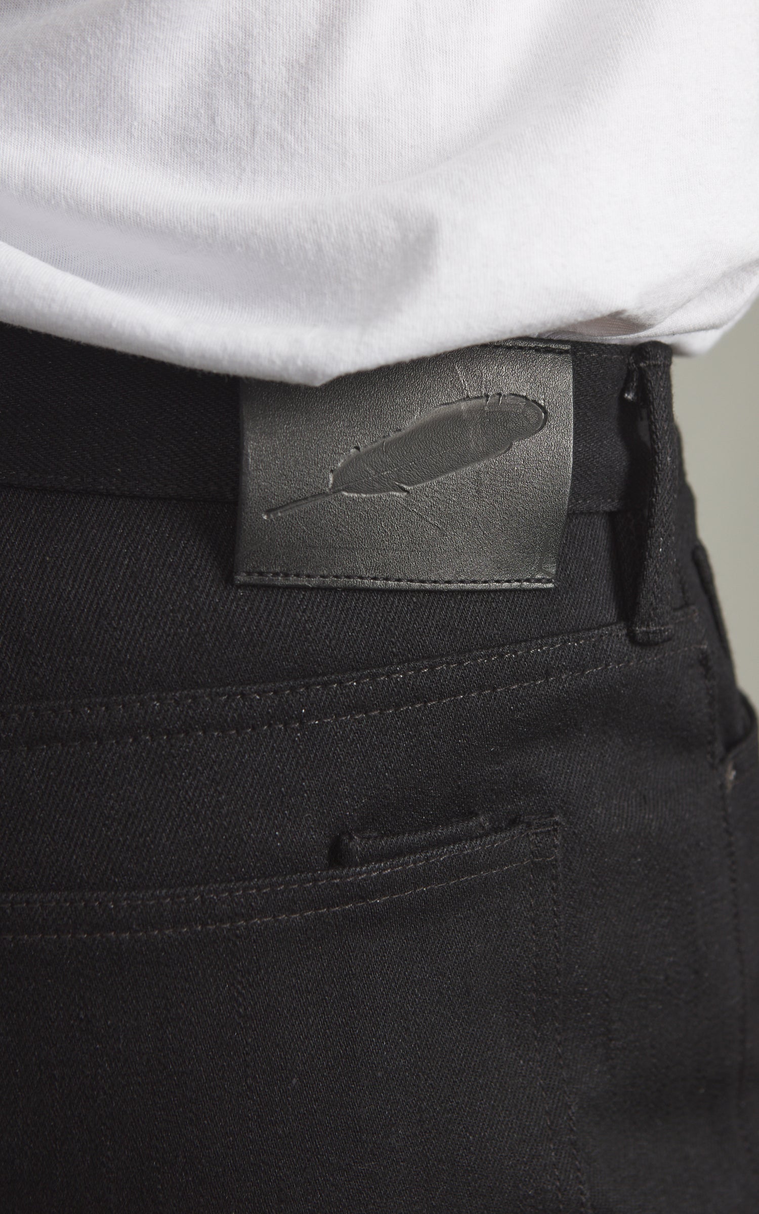 Rogue Territory Relaxed Strider Cryptic Stealth 17oz