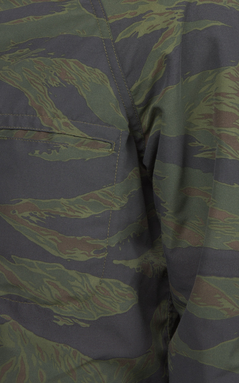Rogue Territory Hooded Supply Jacket Tiger Camo Green