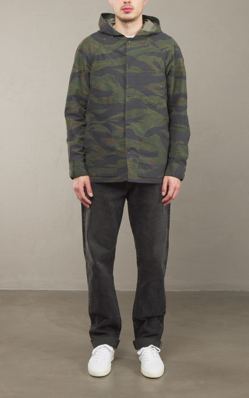 Rogue Territory Hooded Supply Jacket Tiger Camo Green
