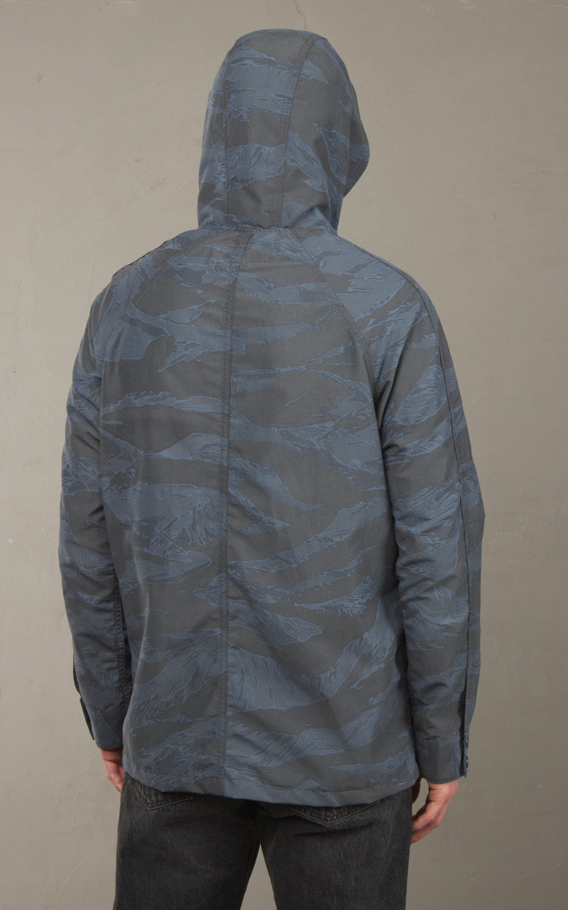 Rogue Territory Hooded Supply Jacket Tiger Camo Blue