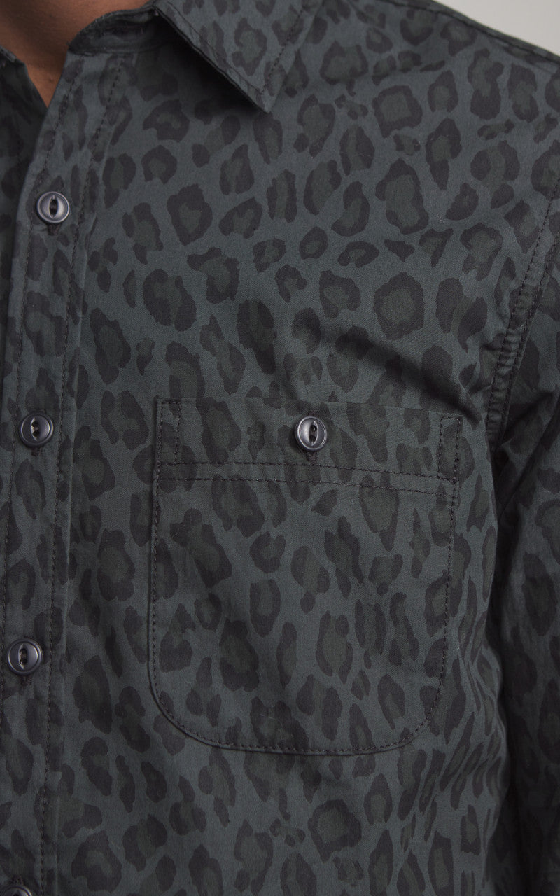 Rogue Territory Oxford Shirt Dark Cheetah Camo