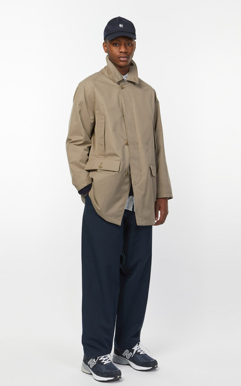 Nanamica 2L GORE-TEX Short Soutien Collar Coat Beige