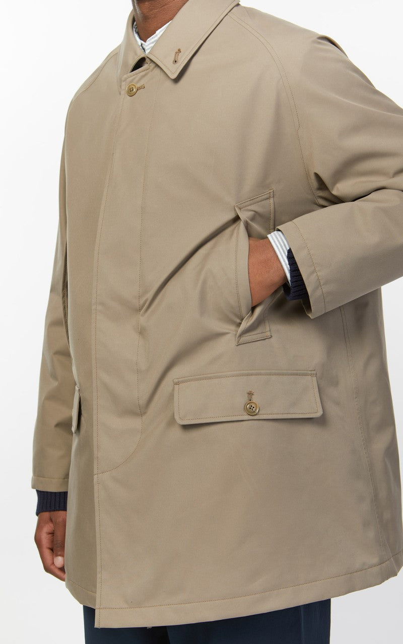 Nanamica 2L GORE-TEX Short Soutien Collar Coat Beige
