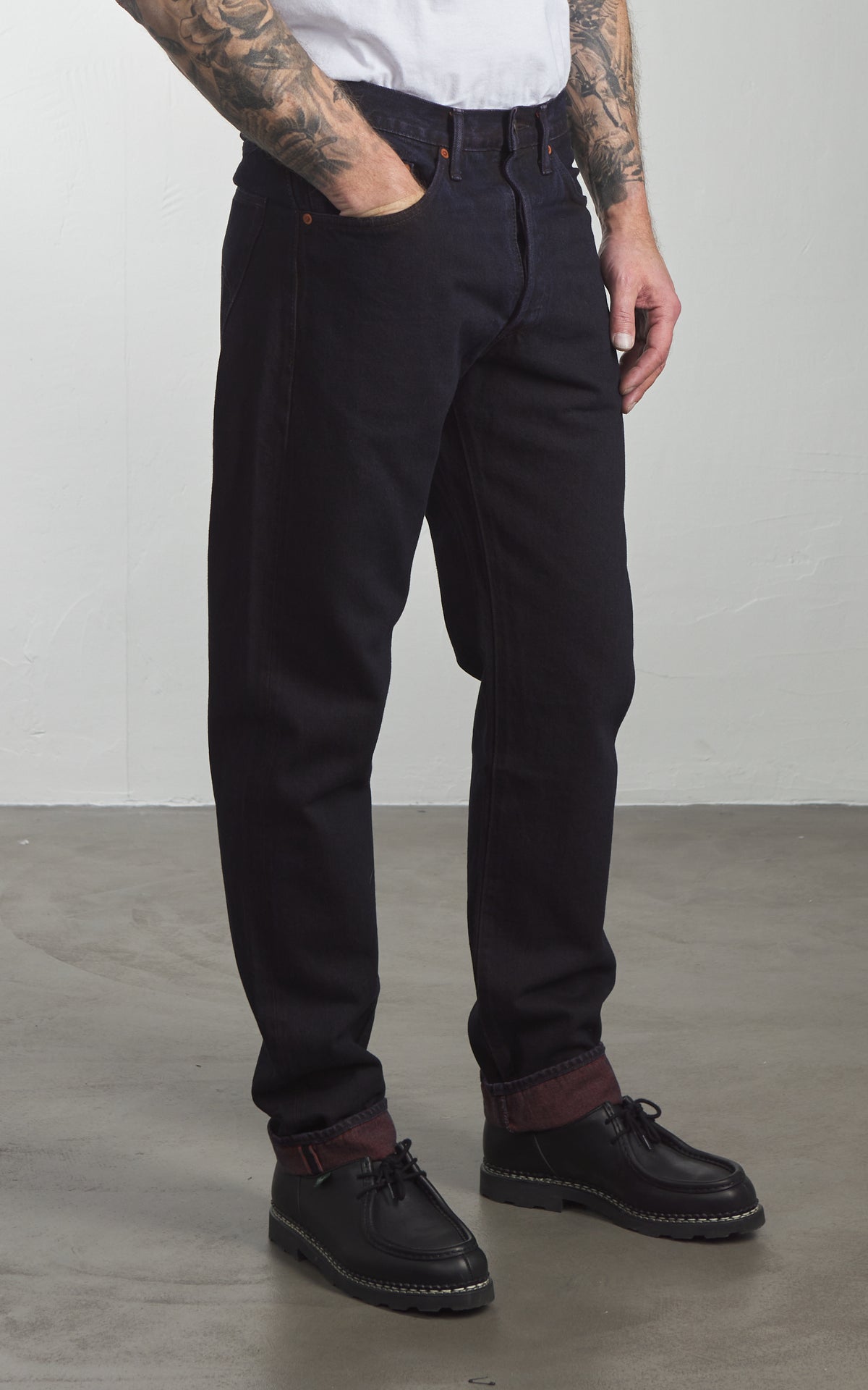Studio D'Artisan D1908 „Bengala-Dye“ Relaxed Tapered Selvedge Jeans Indigo/Rot