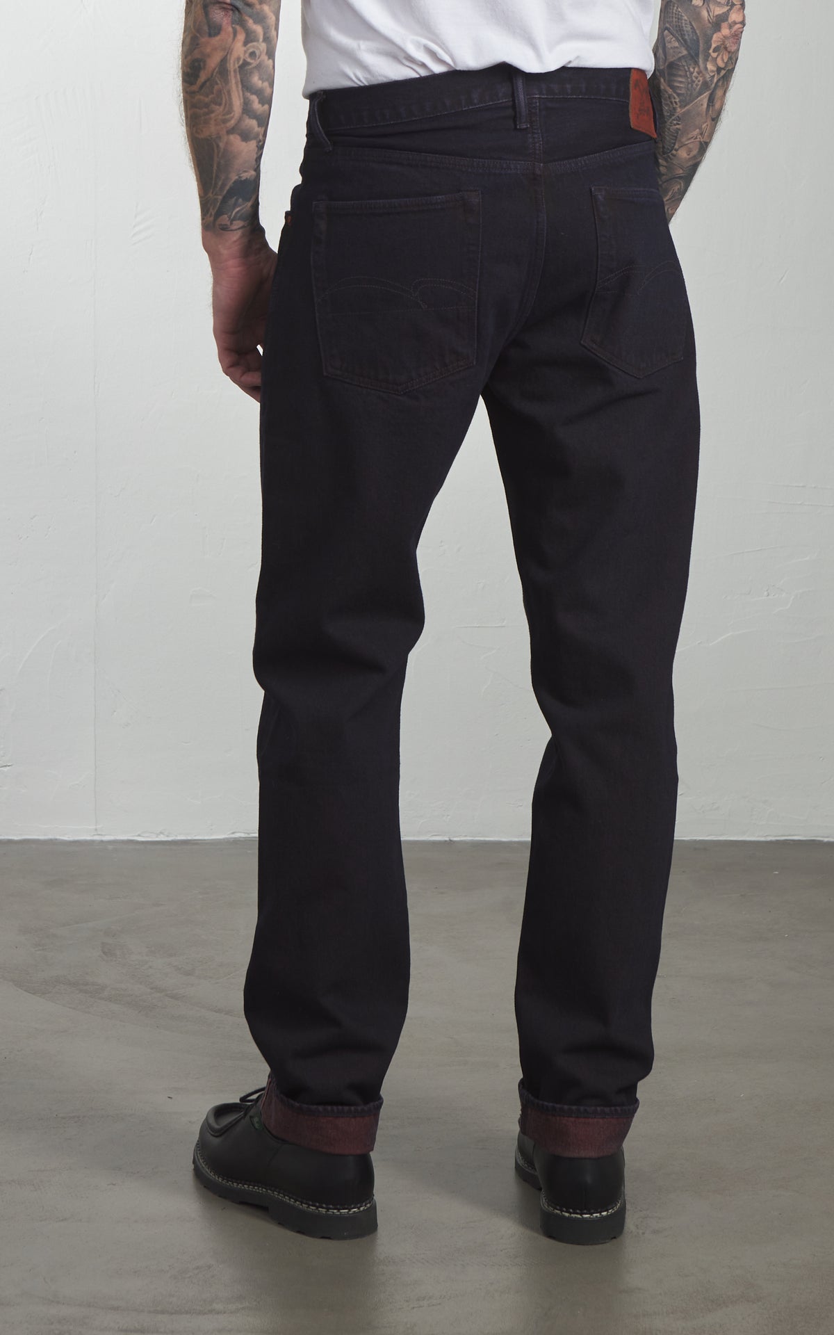 Studio D'Artisan D1908 „Bengala-Dye“ Relaxed Tapered Selvedge Jeans Indigo/Rot