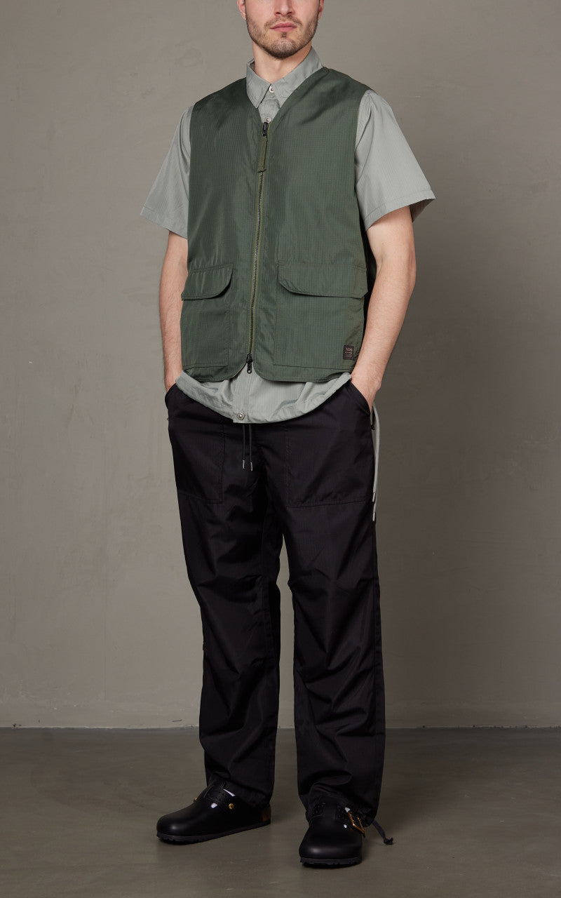 Taion Military Reversible V-Neck Vest Olive