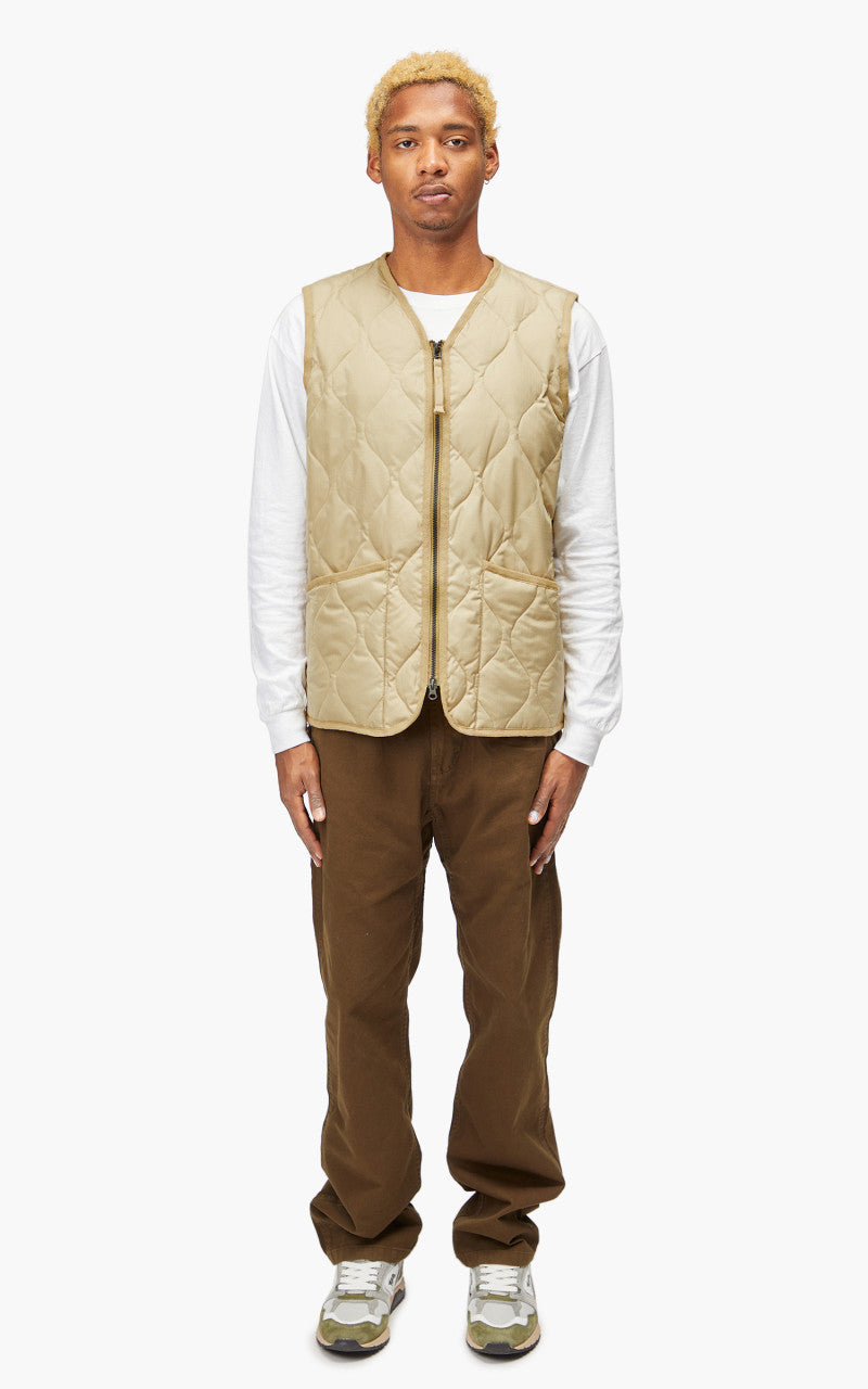 Taion Military Zip V-Neck Down Vest Cream