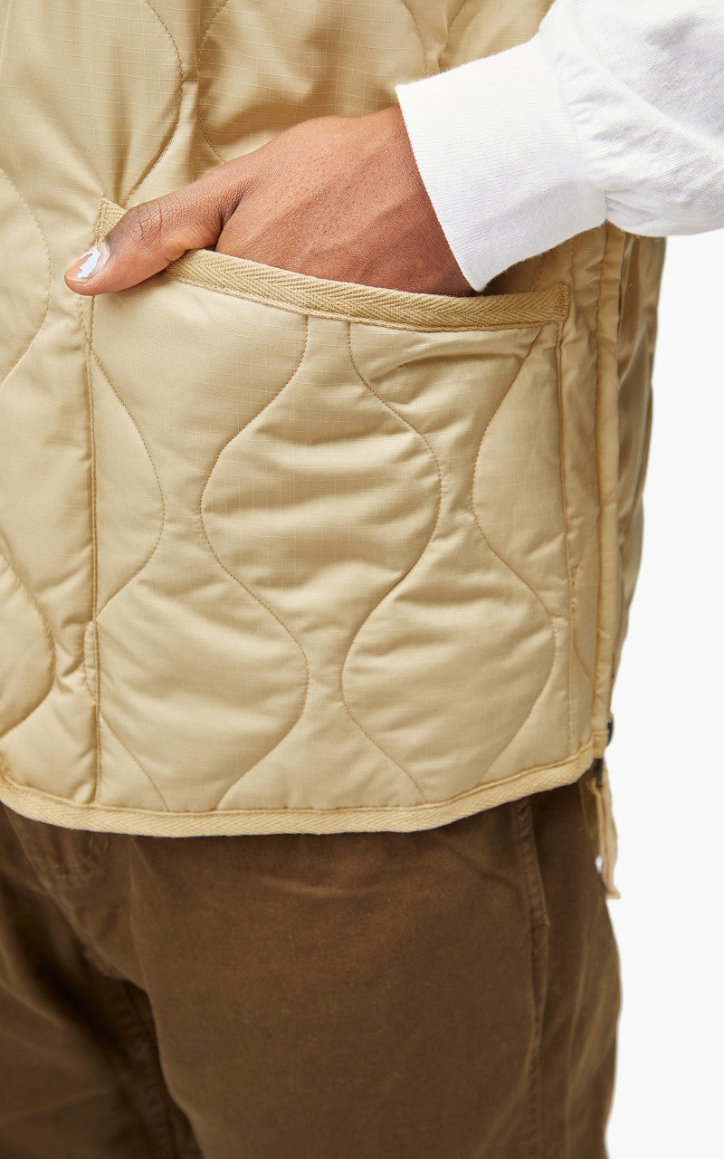 Taion Military Zip V-Neck Down Vest Cream