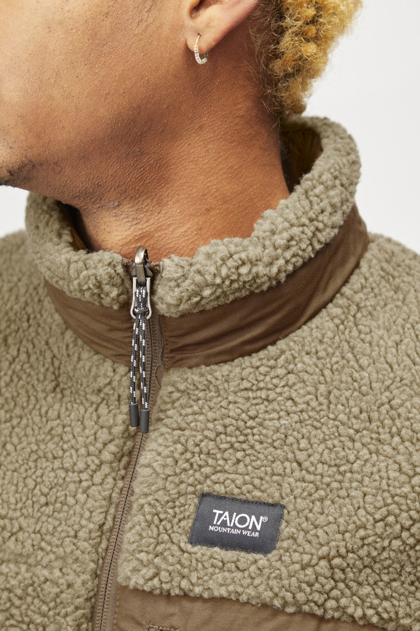 Taion Mountain Reversible Down x Boa Vest Light Brown/Beige