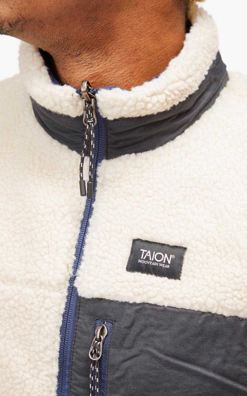 Taion Mountain Reversible Down x Boa Vest Navy/Ivory
