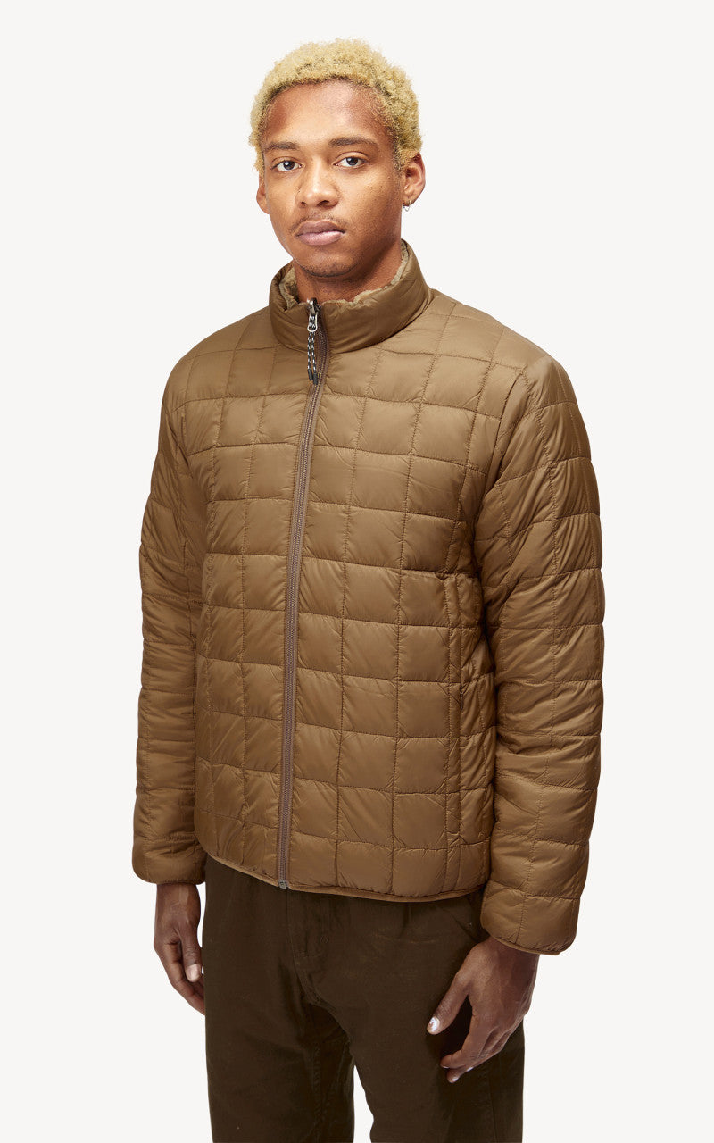 Taion Mountain Reversible Down x Boa Jacket Light Brown/Beige