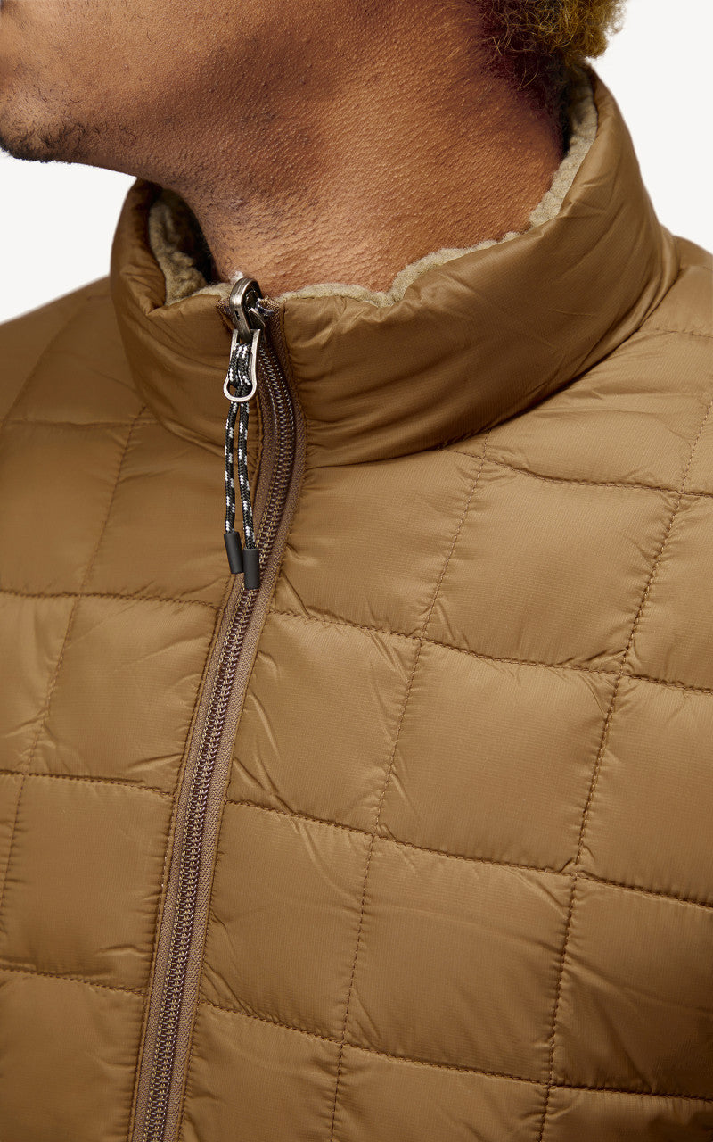 Taion Mountain Reversible Down x Boa Jacket Light Brown/Beige