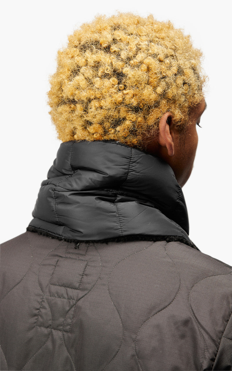 Taion Mountain Reversible Down x Boa Muffler Black/Black