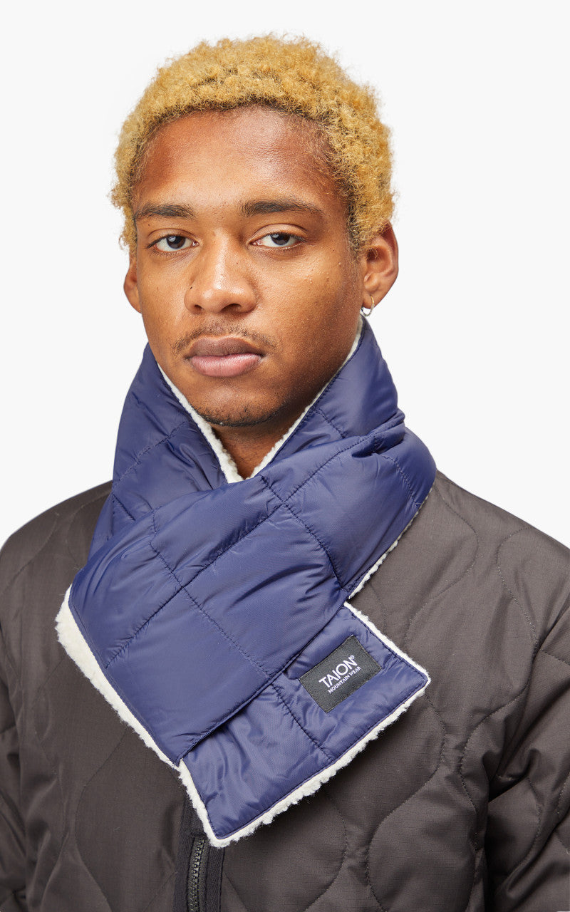Taion Mountain Reversible Down x Boa Muffler Navy/Ivory