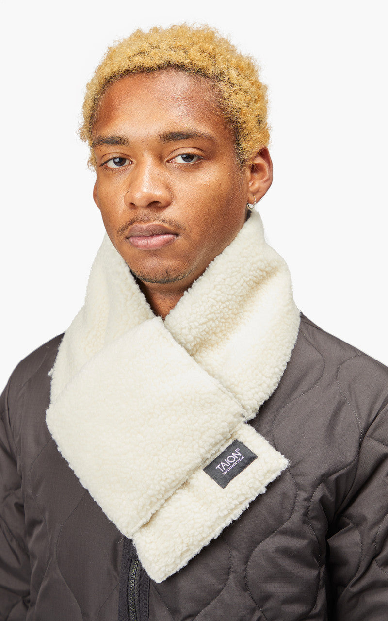 Taion Mountain Reversible Down x Boa Muffler Navy/Ivory