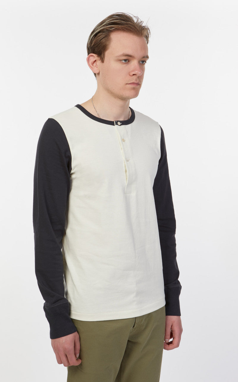 Merz b. Schwanen TR206B Button Facing 1/1 Oat/Charcoal