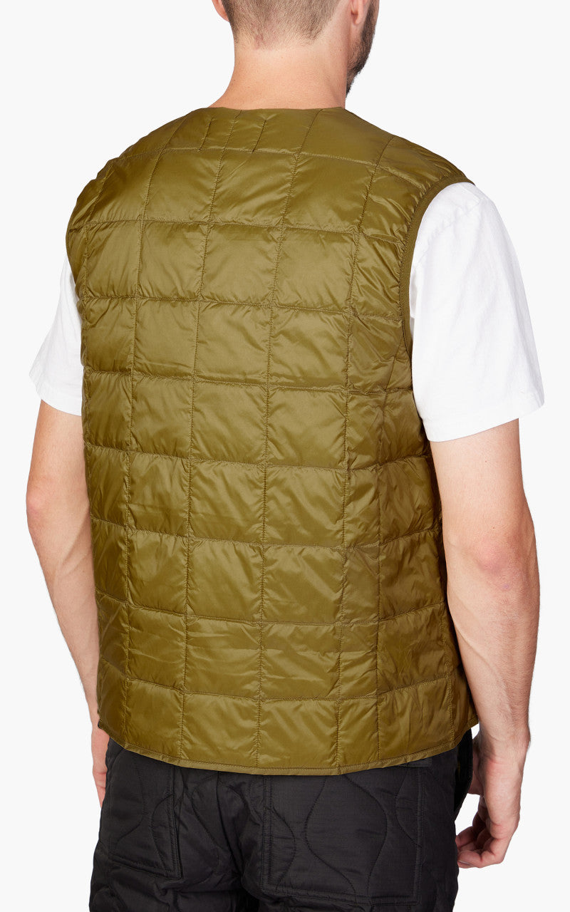 Taion V-Neck Button Down Vest Beige