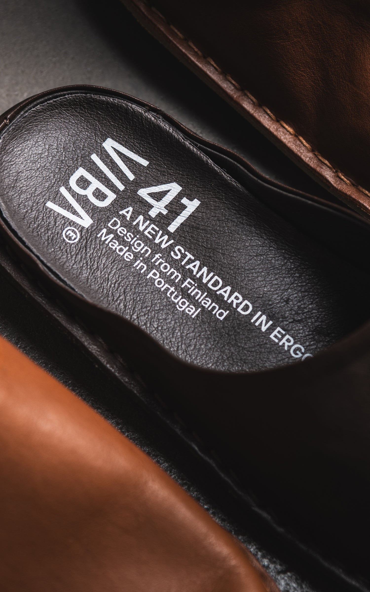 VIBAe ROMA Leather Cognac Brown