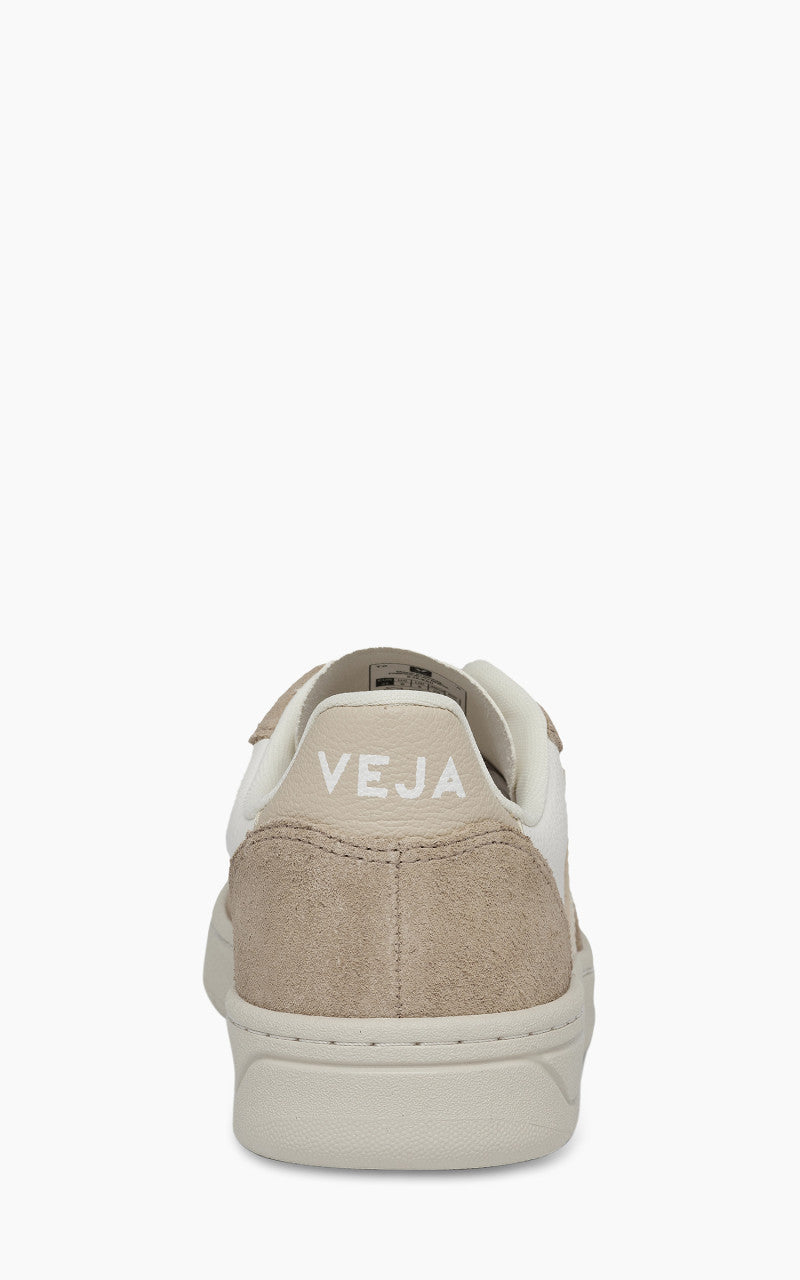 Veja W V-10 Chromefree Leather Extra White/Sable Sahara