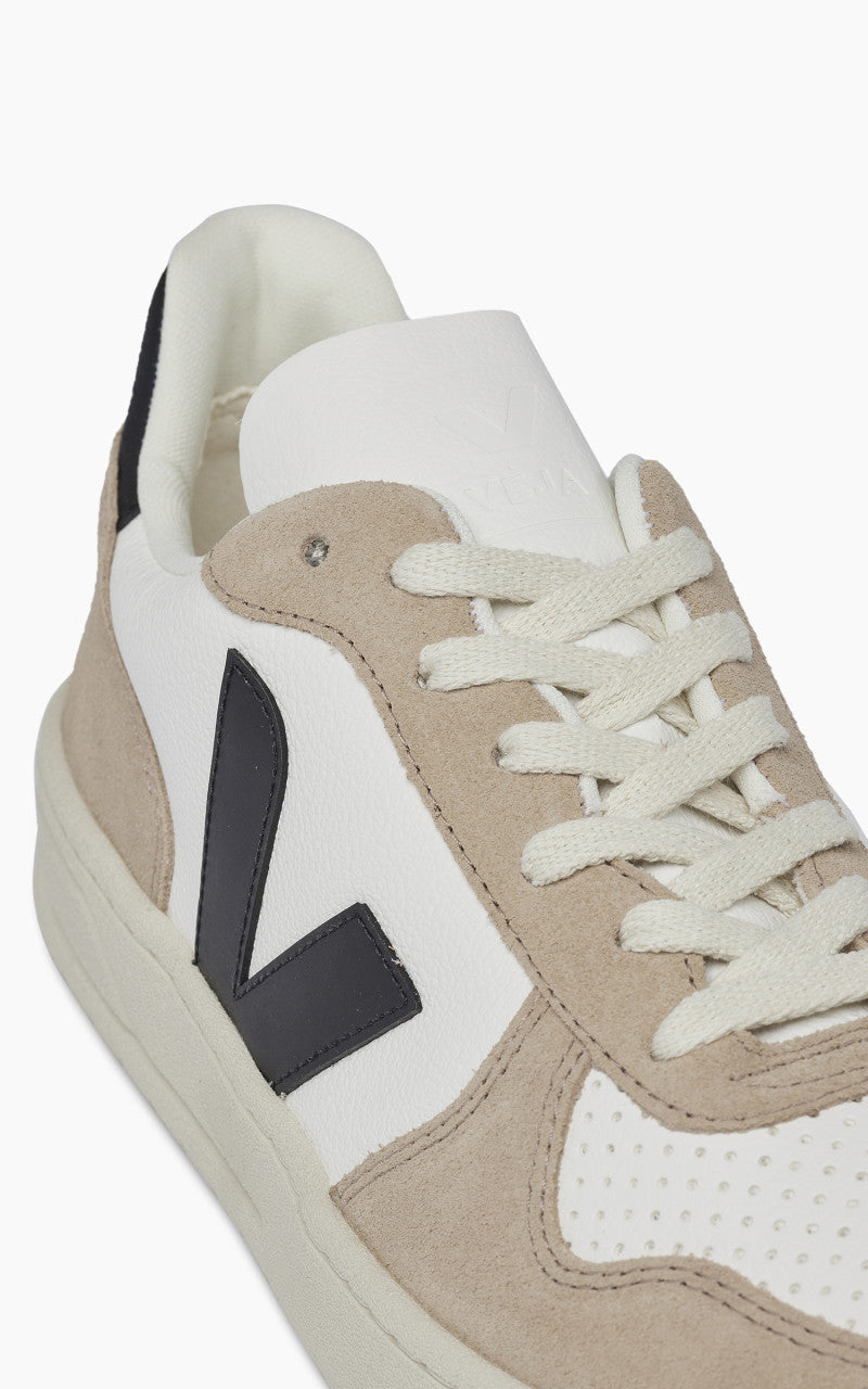 Veja V-10 Chromefree Leather Extra White/Black/Sahara