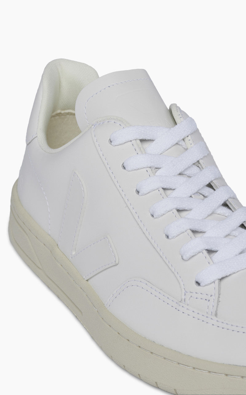 Veja W V-12 Leather Extra White