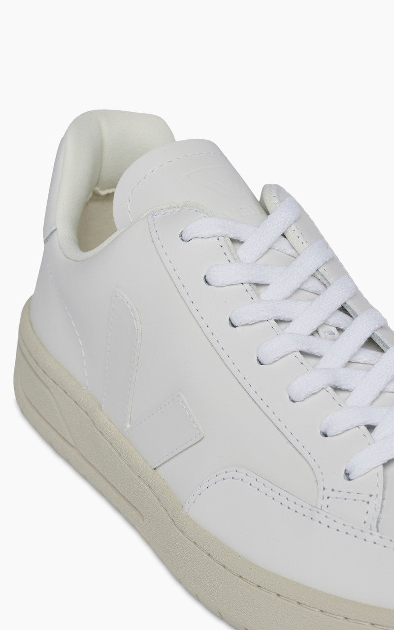 Veja V-12 Leather Extra White