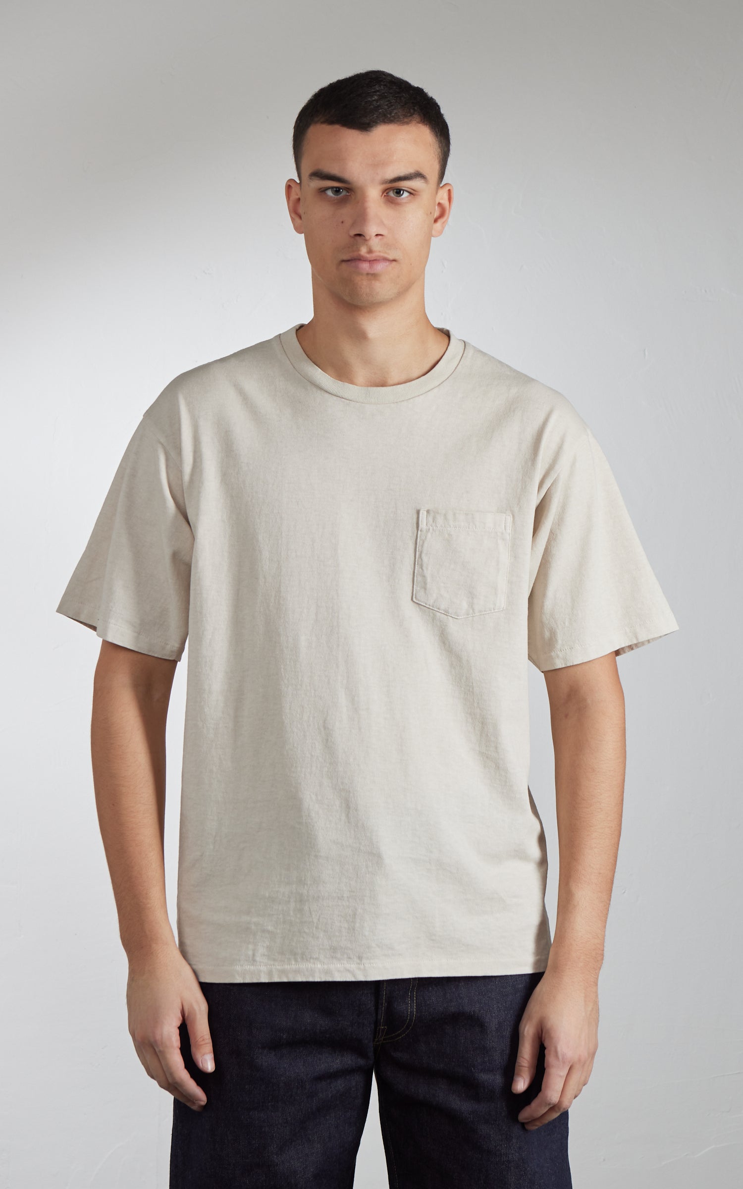 Velva Sheen Crew Neck Pocket Tee Oatmilk