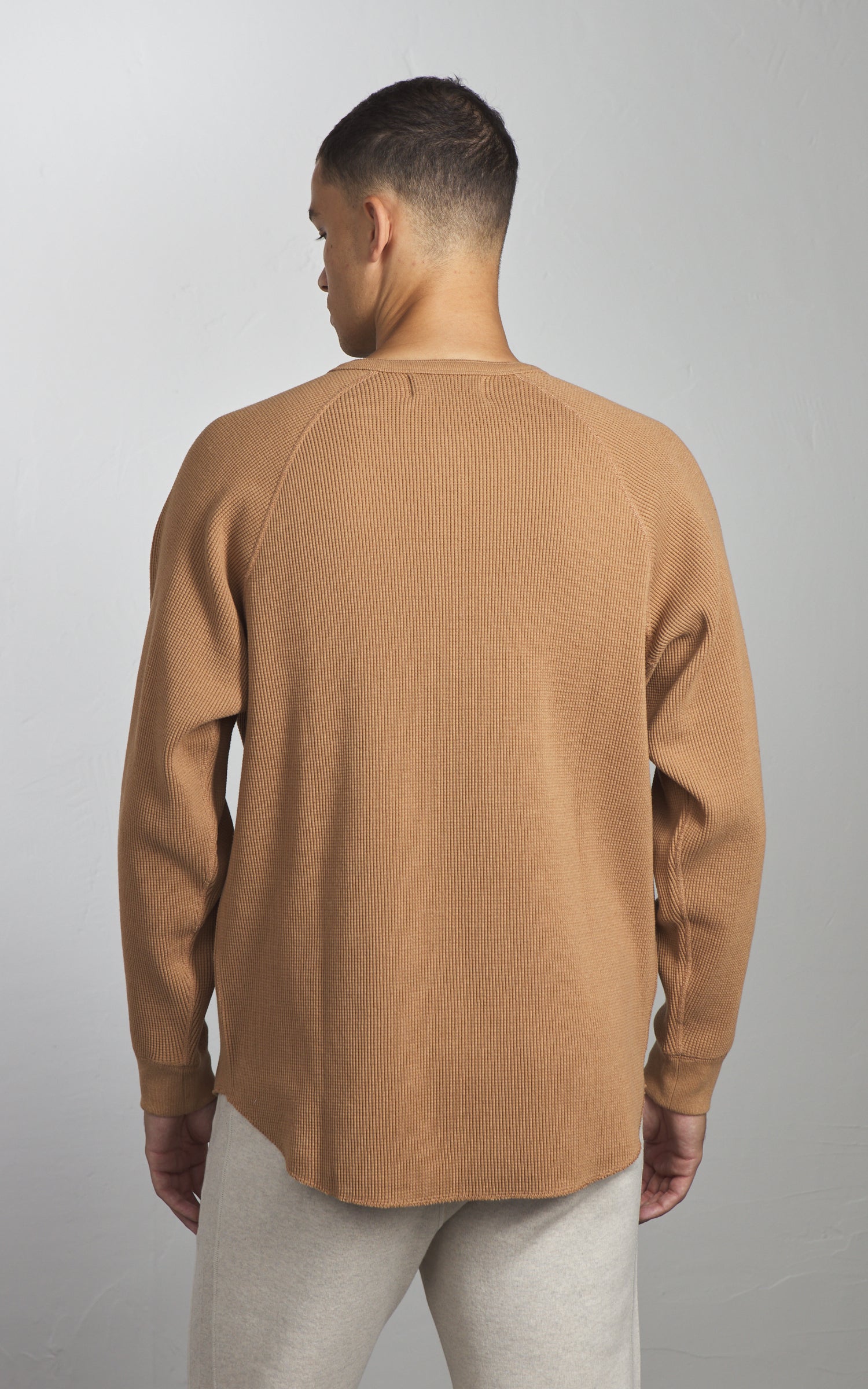 Wonder Looper Henley Foxfibre® Heavyweight Waffle Coyote 70 Brown