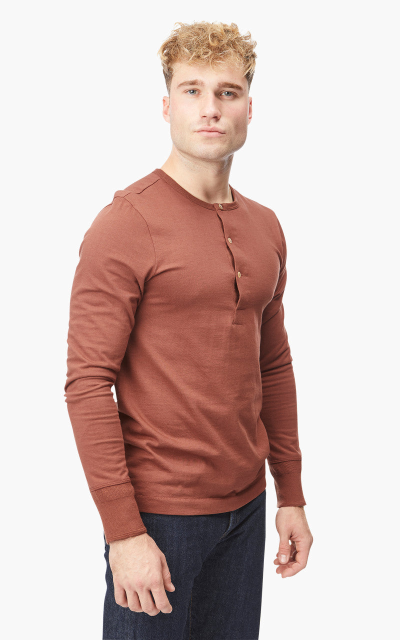 Merz b. Schwanen 206 Henley Tan