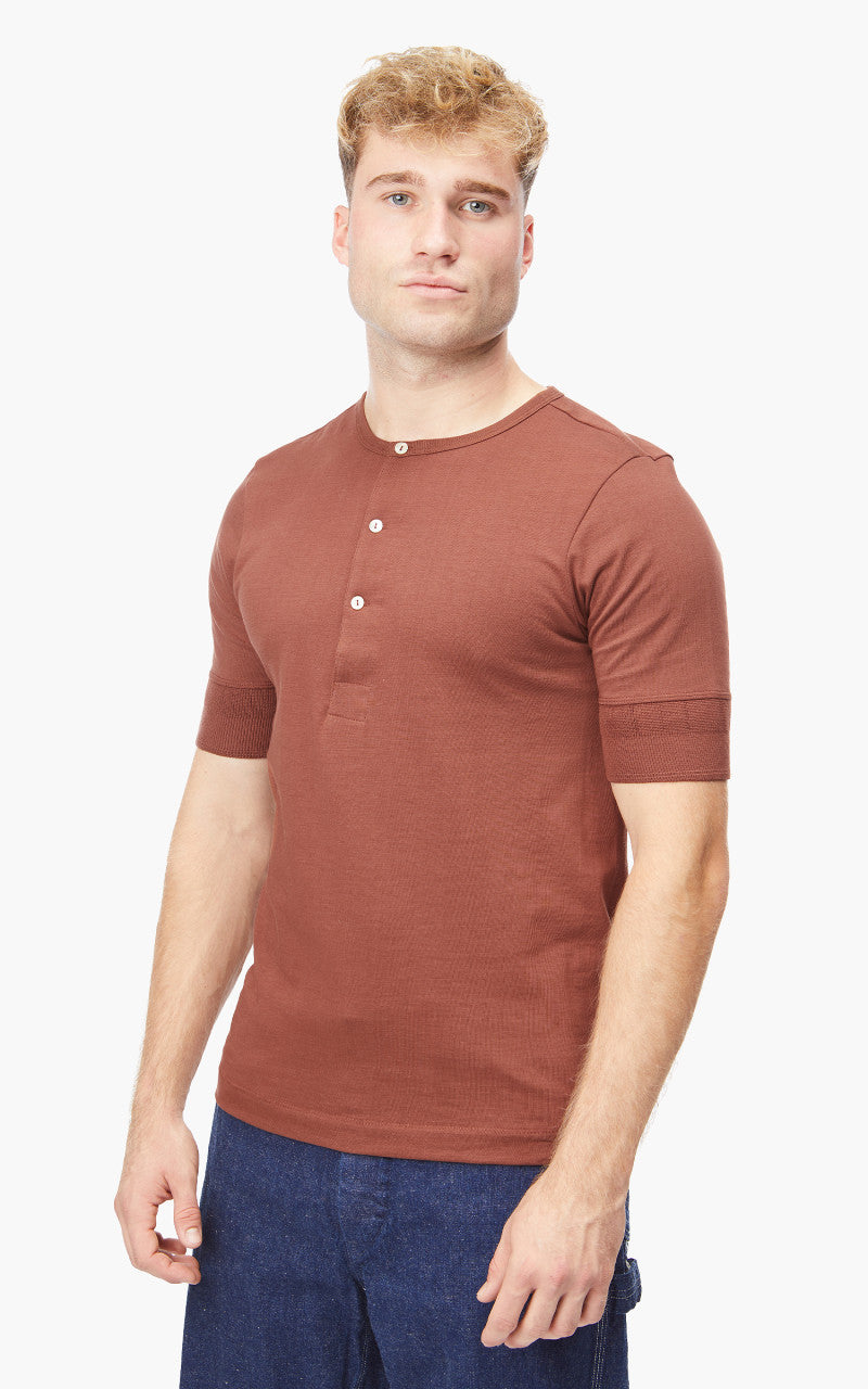 Merz b. Schwanen 207 Henley Tan