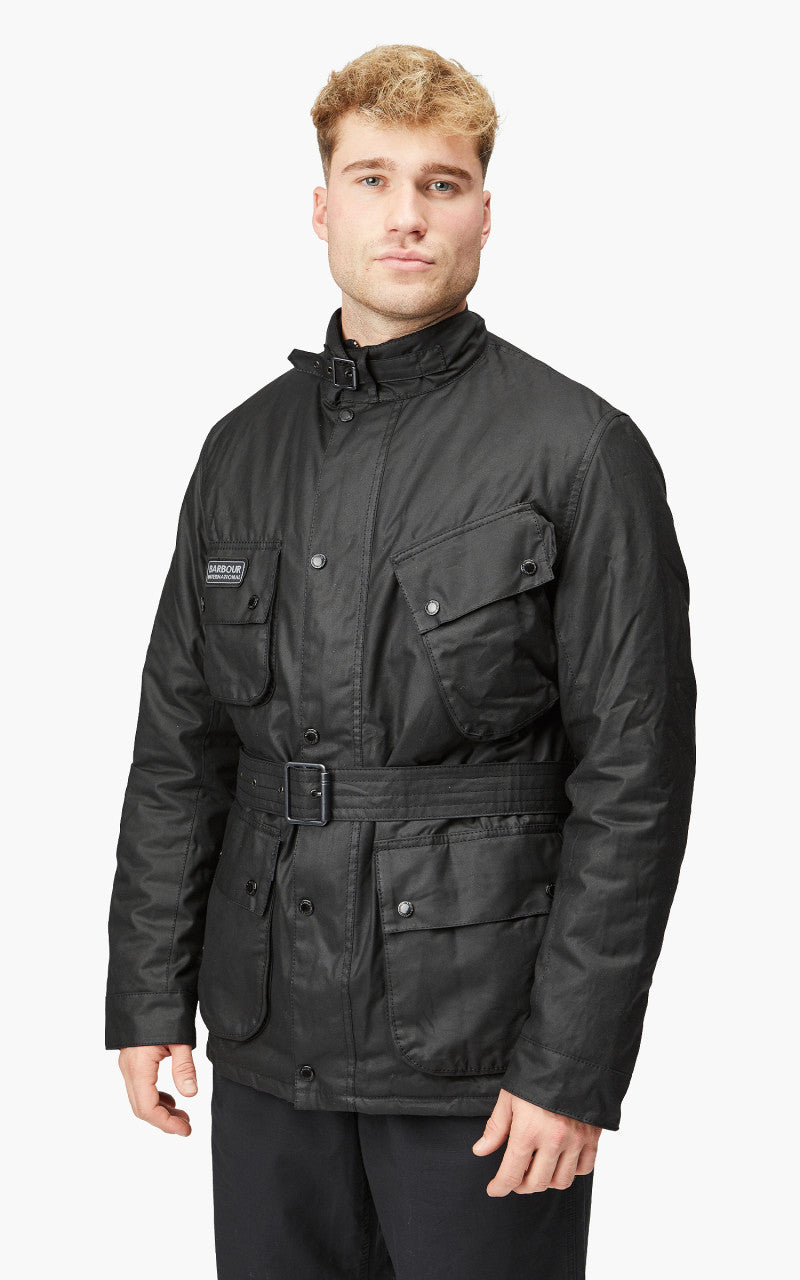 ほぼ新品　Barbour international SL
バブアー　インターナ Barbour International Winter SL International Wax Jacket Black