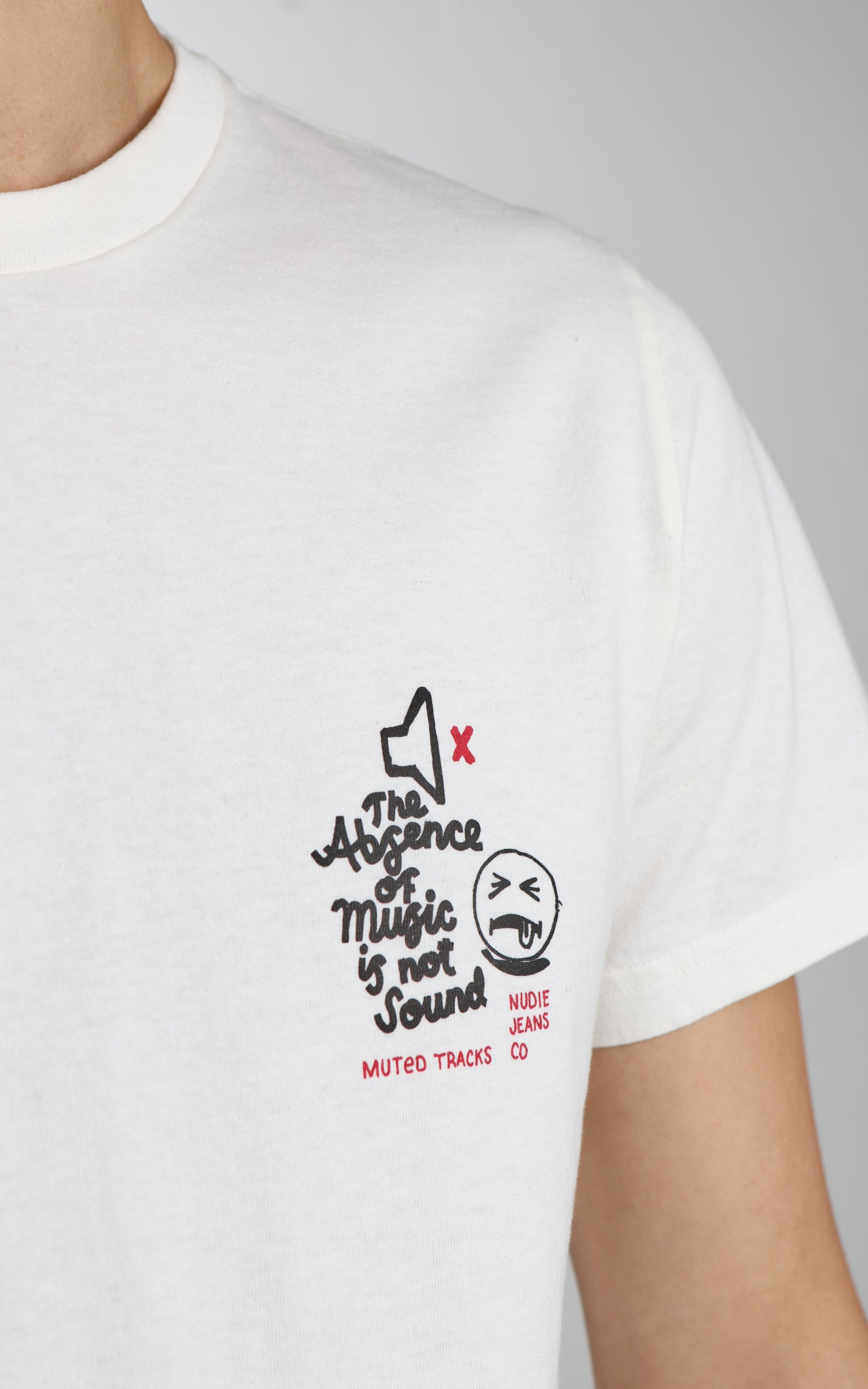 Nudie Jeans Roy Muted Tracks T-Shirt Chalk White