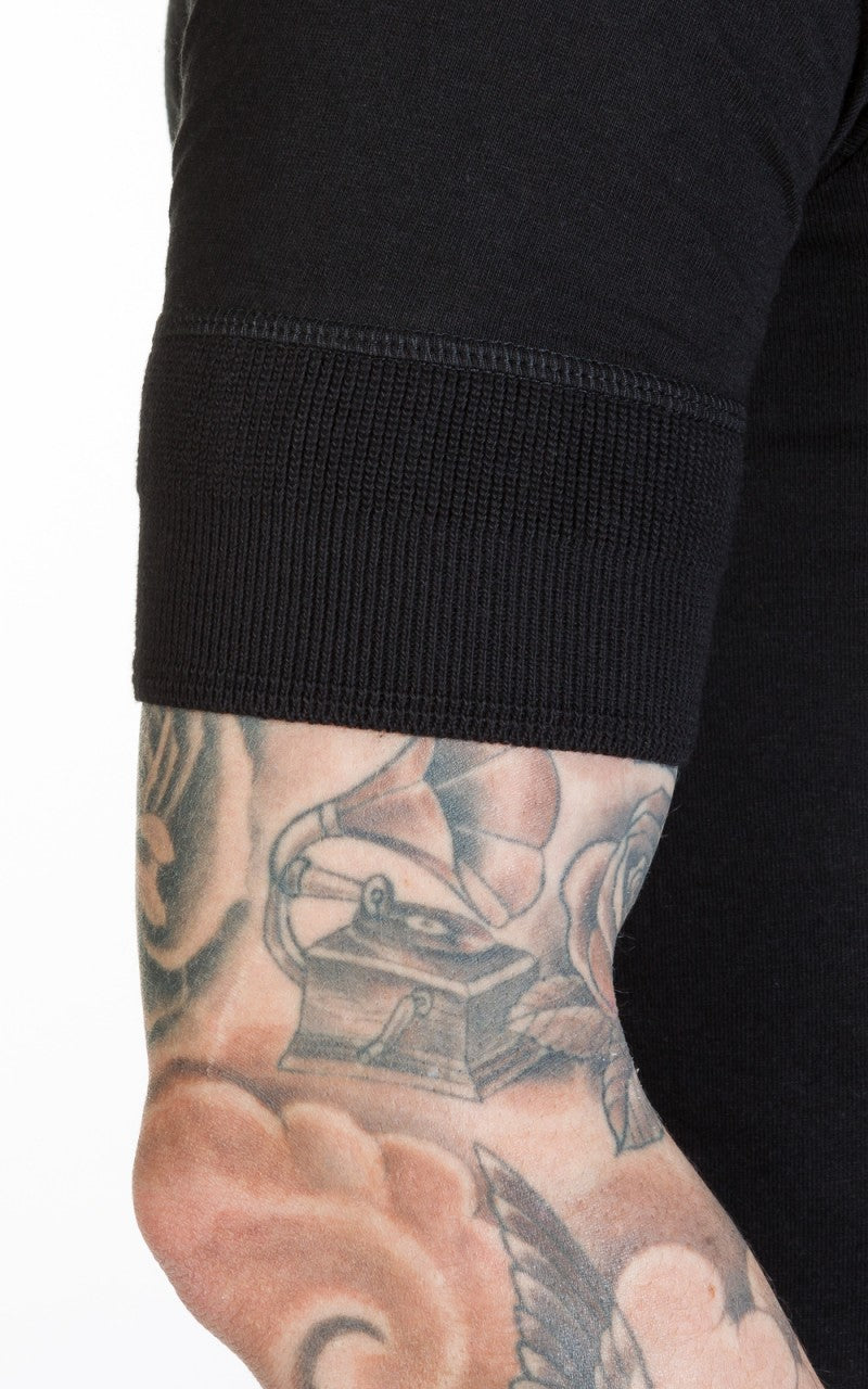 Merz b. Schwanen 103 Henley Black