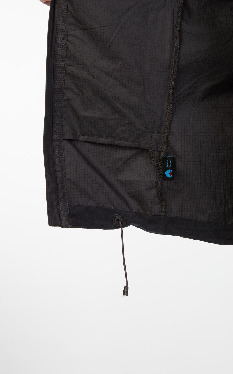 Klättermusen Ansur Hooded Wind Jacket Raven Black