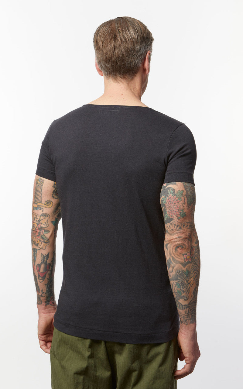Merz b. Schwanen 114 1920s Tee Charcoal