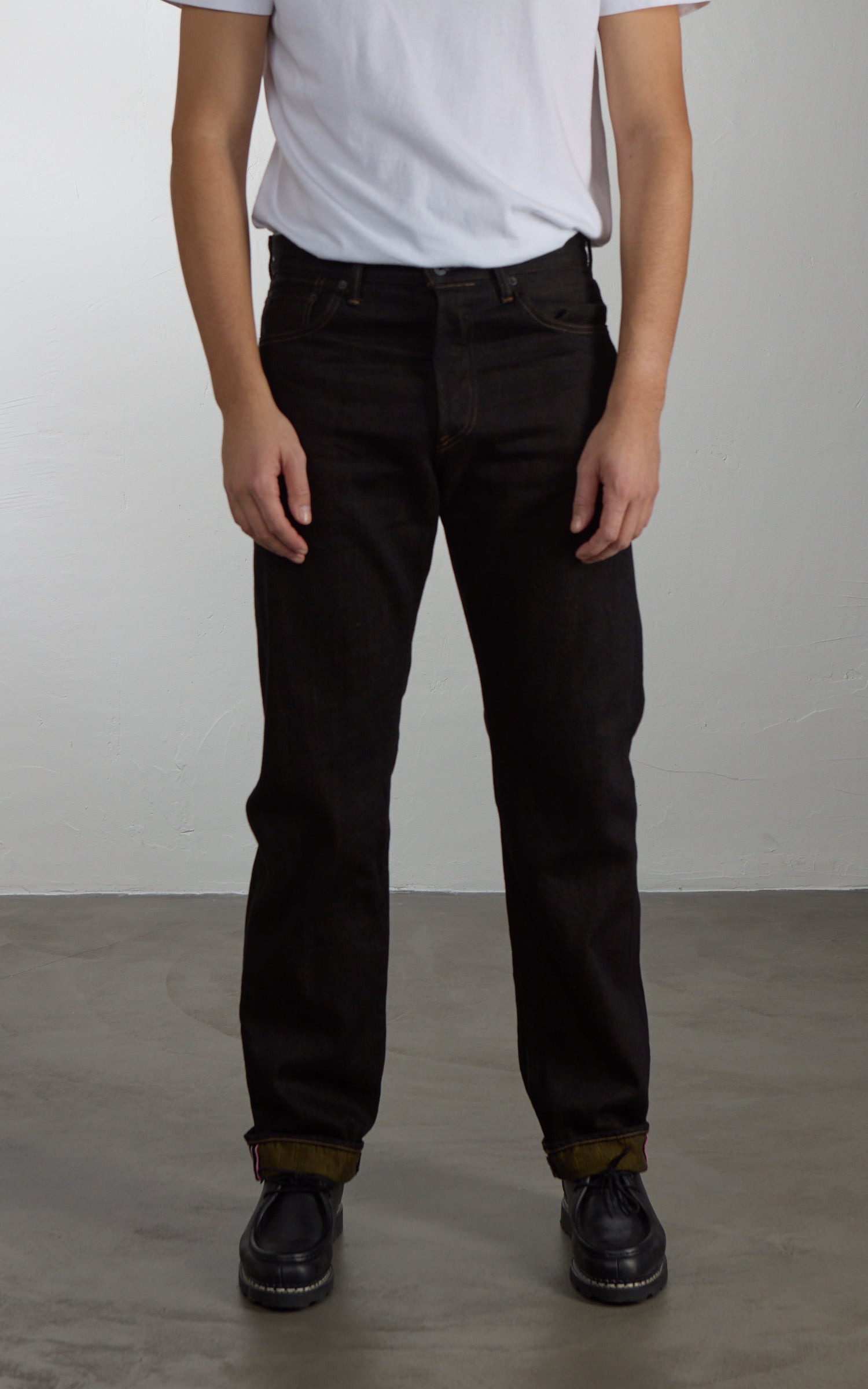 ONI Denim 246-BKOL Neat Straight Black x Olive 12oz