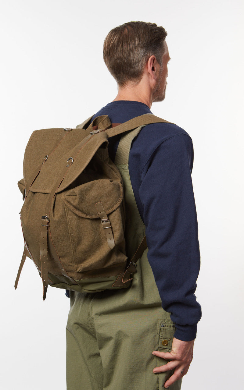 Military Surplus Military Mountain Backpack Canvas/Leather Olive
