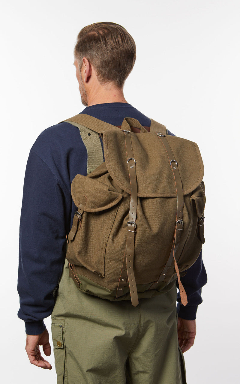 Military Surplus Military Mountain Backpack Canvas/Leather Olive