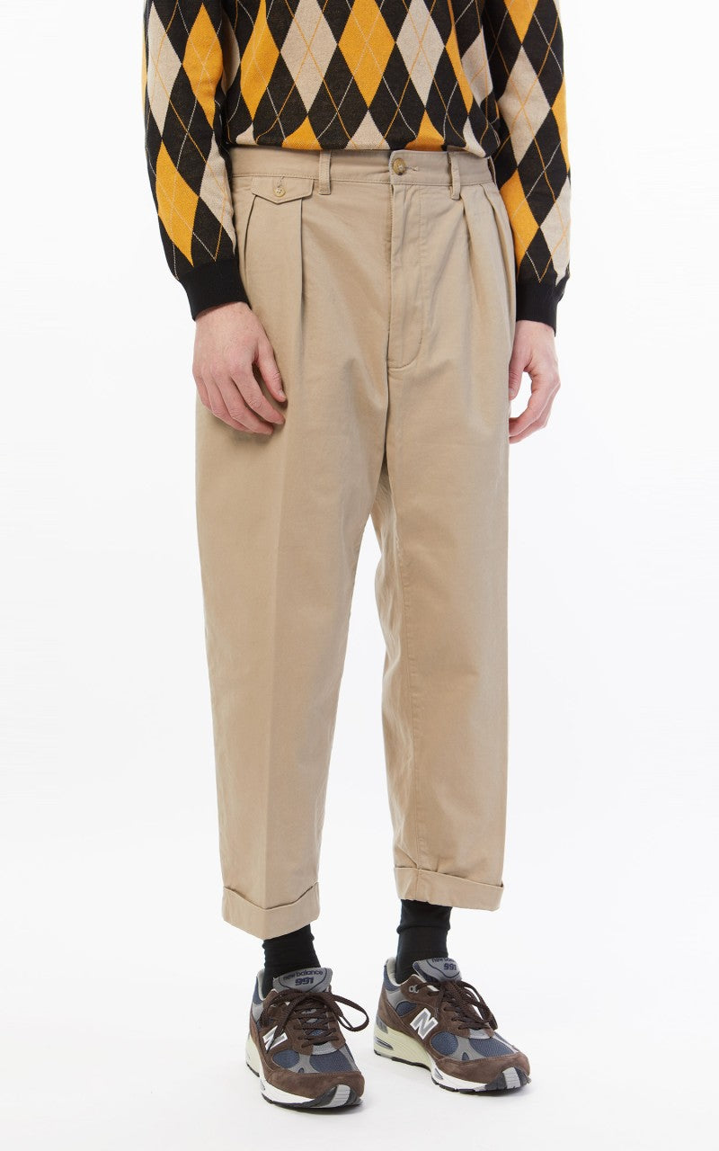 ビームスプラス　BEAMS　2 Pleats Twill サイズXL KHAKI BEAMS PLUS（ビームス プラス）2 Pleats Trousers Twill（パンツ