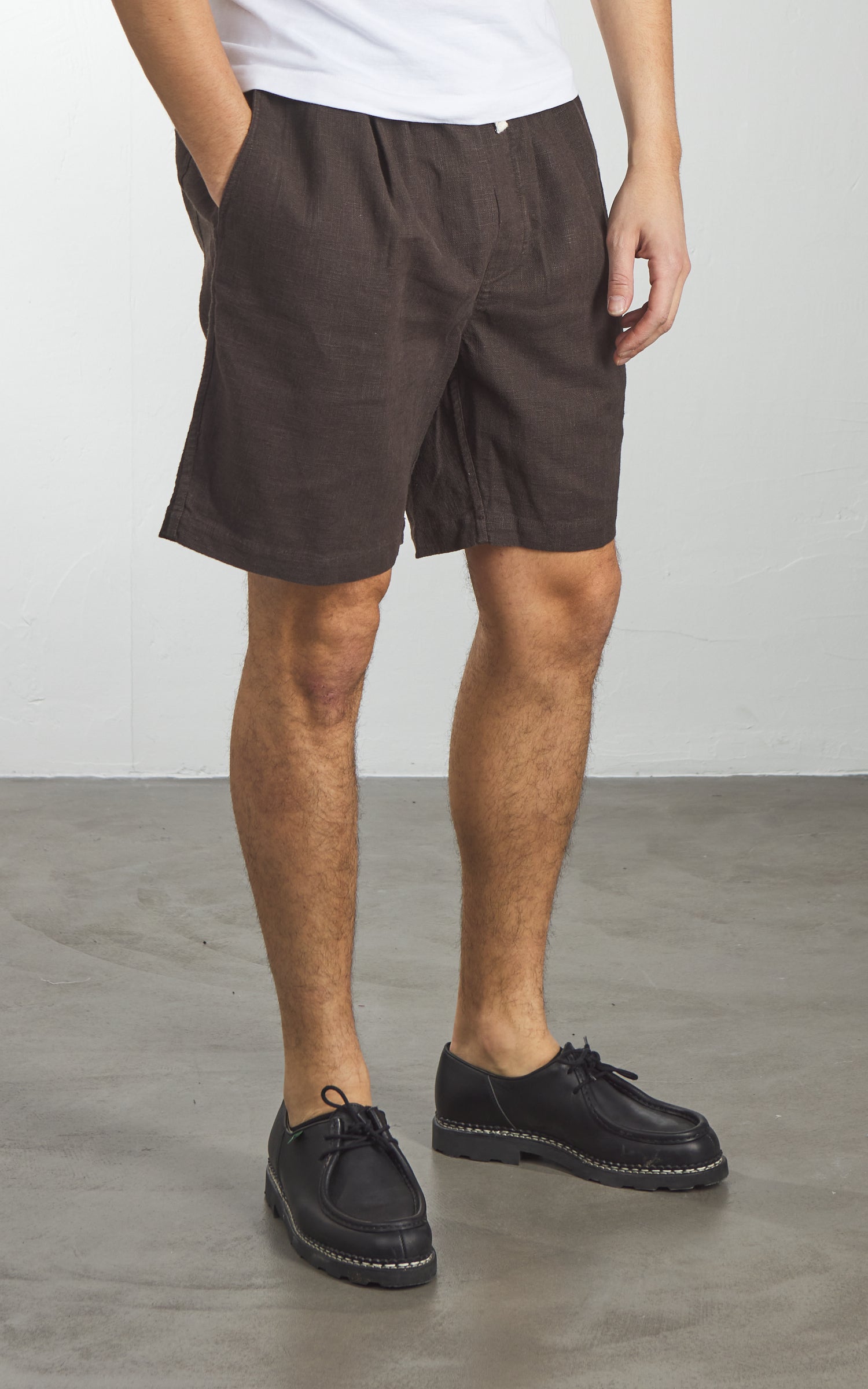3sixteen Drawstring Short Linen Chocolate