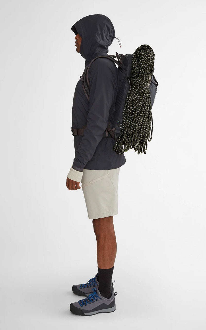 Klättermusen Ull 30L Backpack Raven