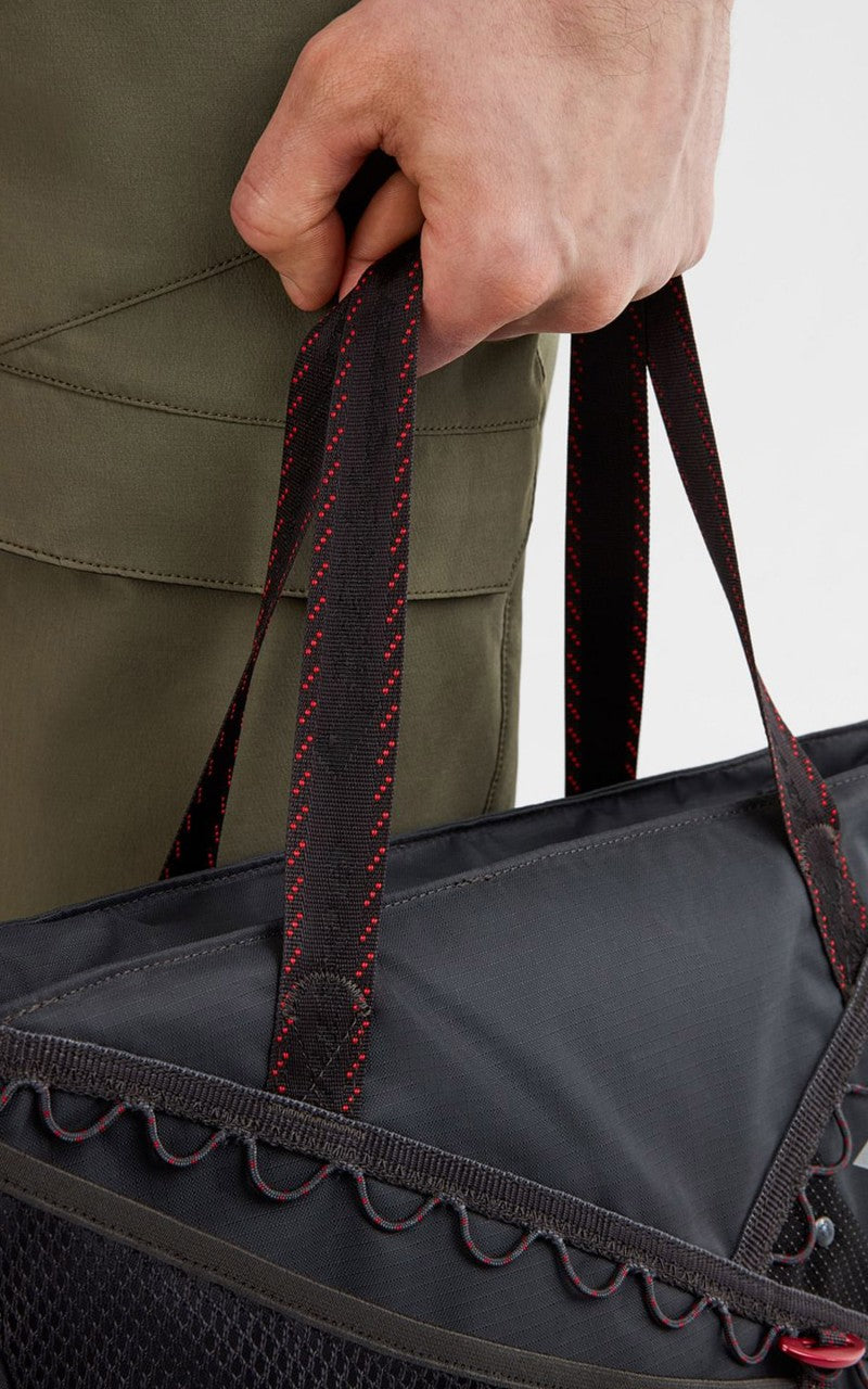 Klättermusen Urur Bag 23L Raven