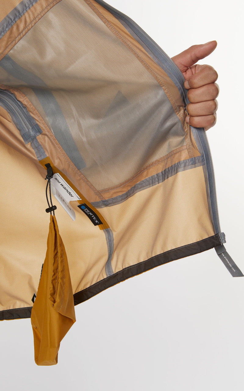 and wander 3L UL Rain Jacket Yellow